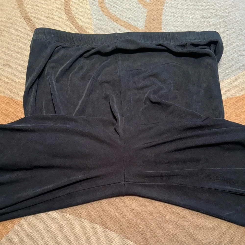 Black Chico’s Private Edition capri pants, M / Chico - Picture 3 of 9